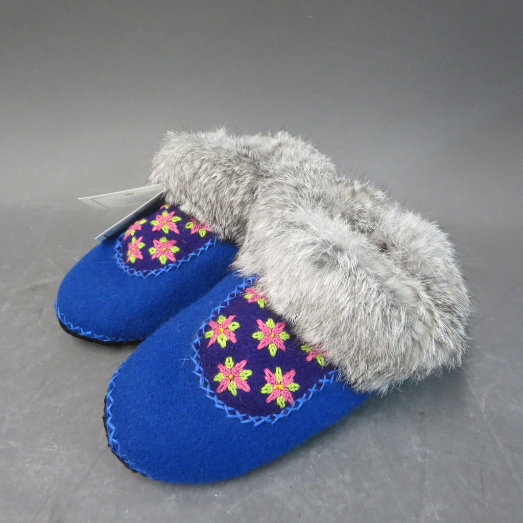 Children's Slippers - Northern Expressions | Northern Expressions - Gift | | Canadian Indigenous & Inuit Art